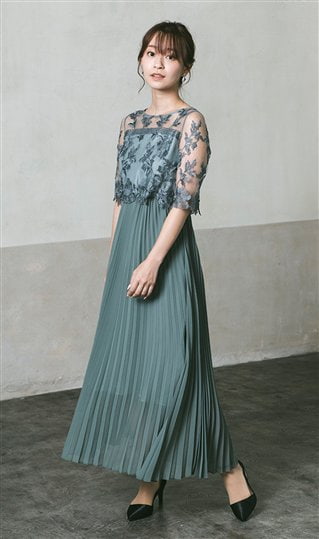 刺繍レースプリーツドレス（昼）