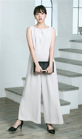 キーネックオールインワン