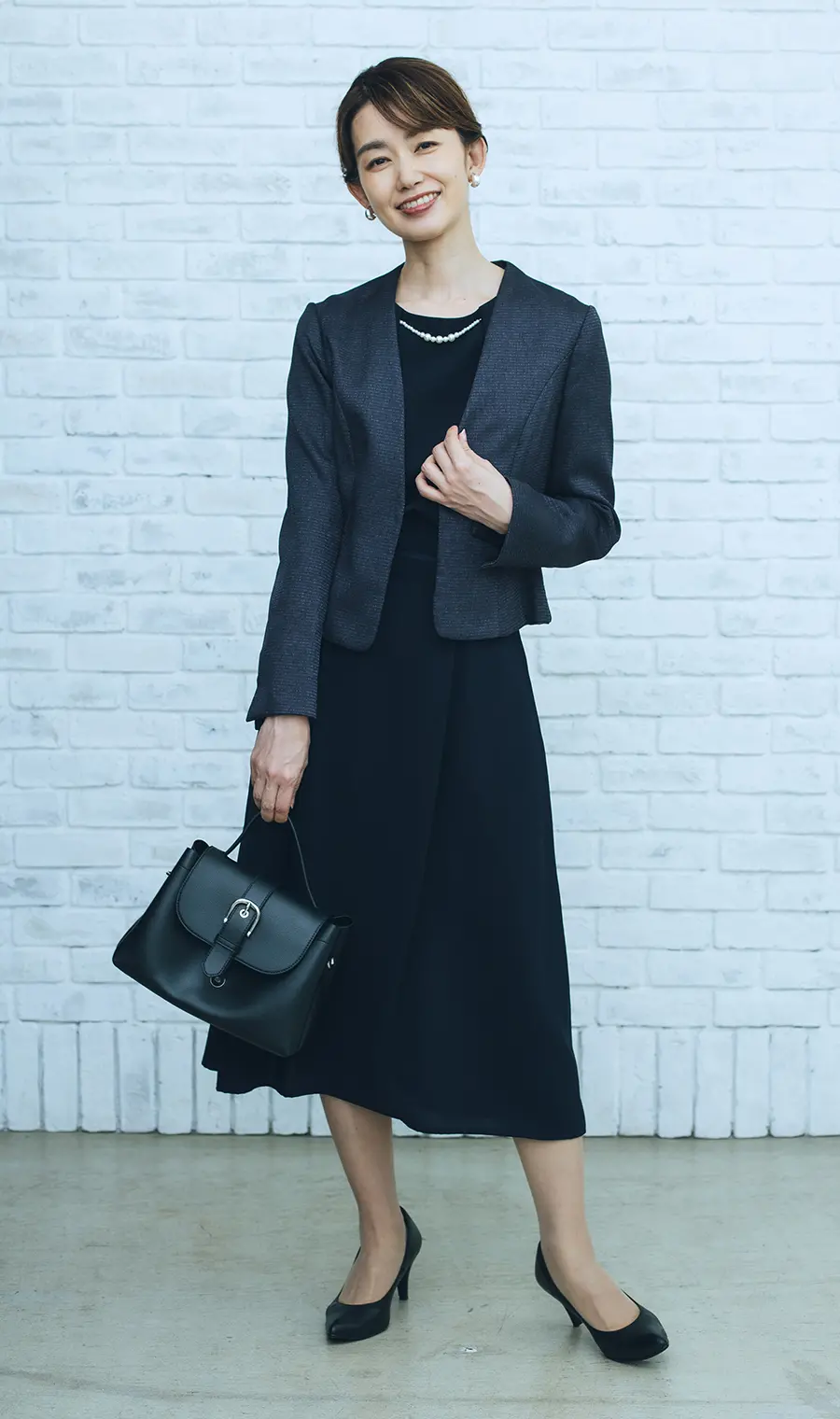 ショート丈Vカラージャケット＋ビジューブラウス＋ロングフレアスカート【3点セット】の画像