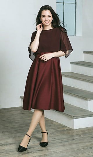 シフォンボレロ付きのワンピースドレス