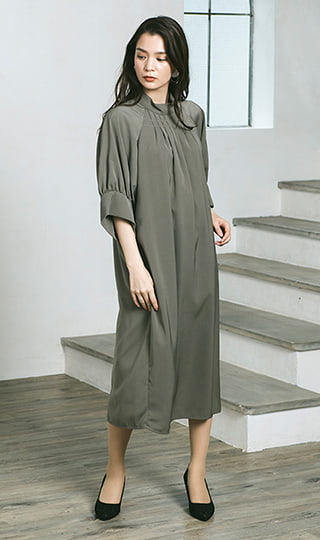 ボリュームラグラン袖ドレス