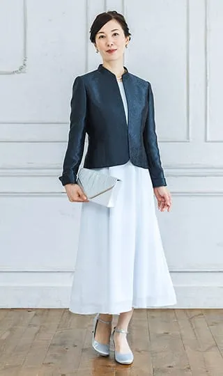 品格のある素材のシックスタイル