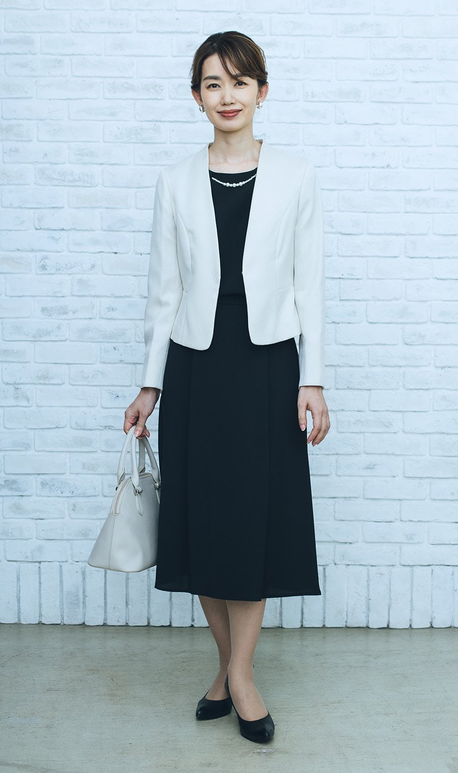 ショートカラーレスジャケット+フレアスカート