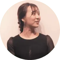 スタッフAの写真