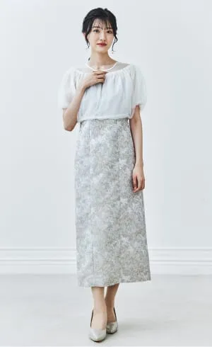 2WAYオフショルダー＆パフスリーブIラインドレス ベージュ系の画像