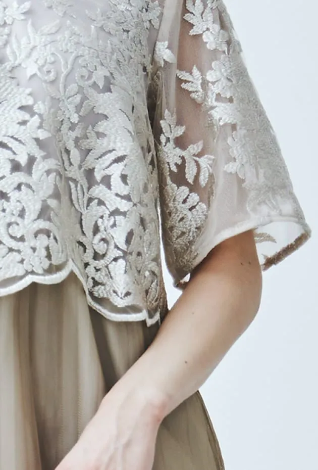 刺繍レースボレロ×チュールプリーツドレス ベージュ系の画像2