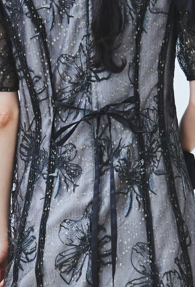 ラメラインフラワー刺繍×シフォンドレス ブラックホワイト系の画像2