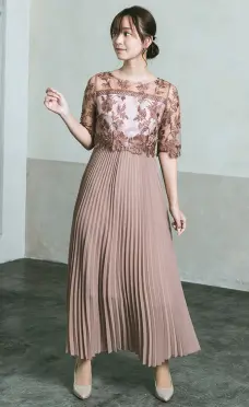 刺繍レース切替プリーツロングドレスのサムネイル