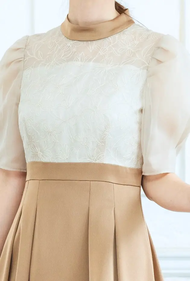 刺繍レース切替サテンワンピースの画像3