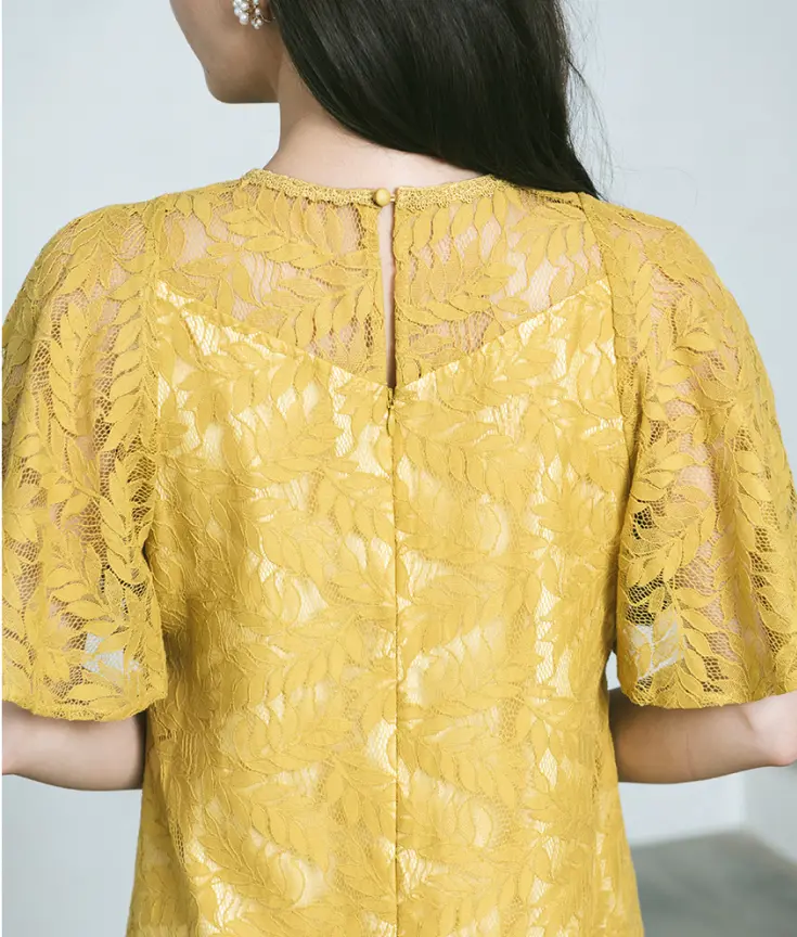 フレアスリーブ総レースドレスの画像２