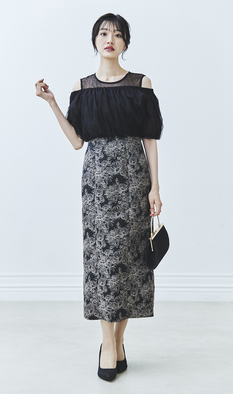 2WAYオフショルダー＆パフスリーブIラインドレス