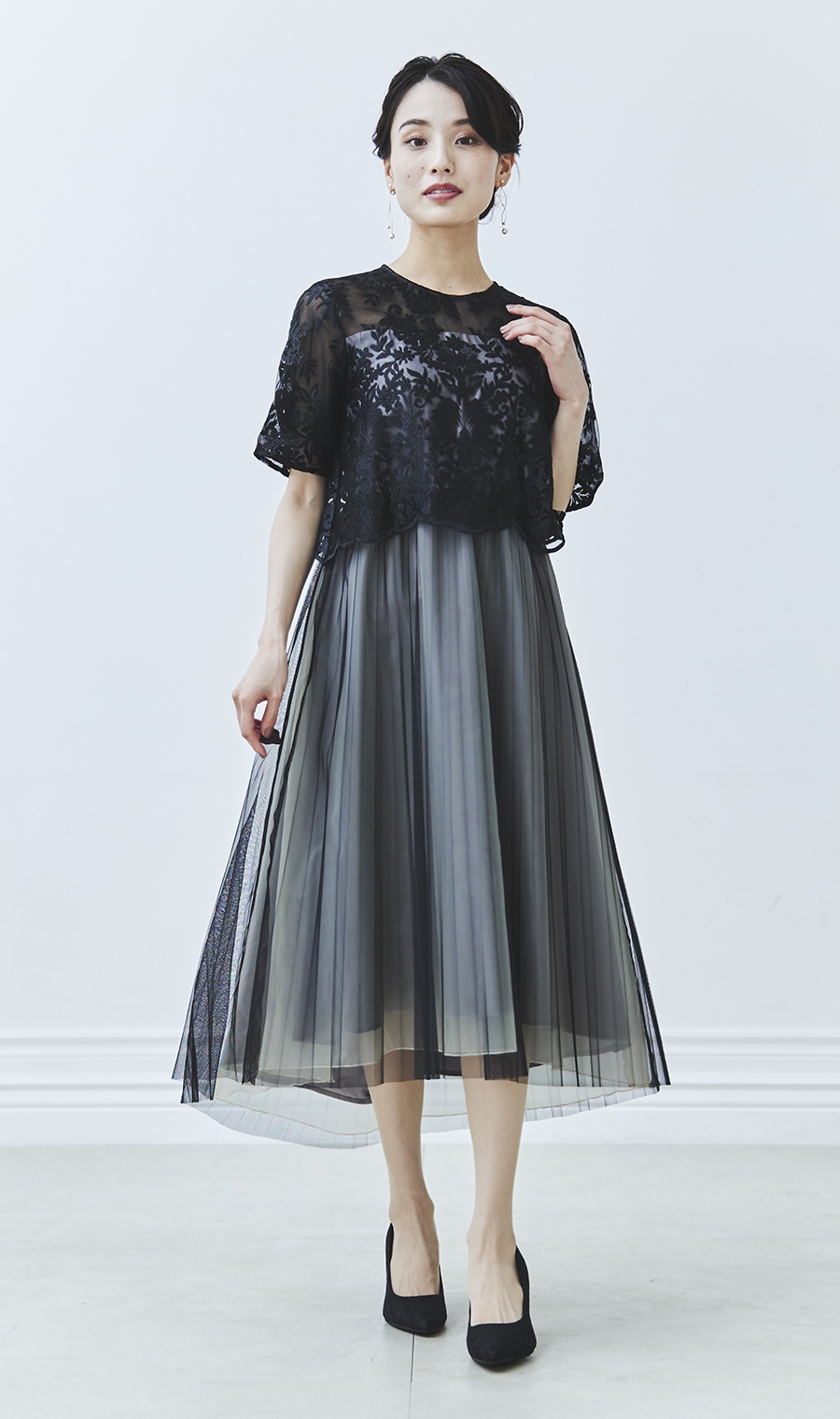 刺繍レースボレロ×チュールプリーツドレス