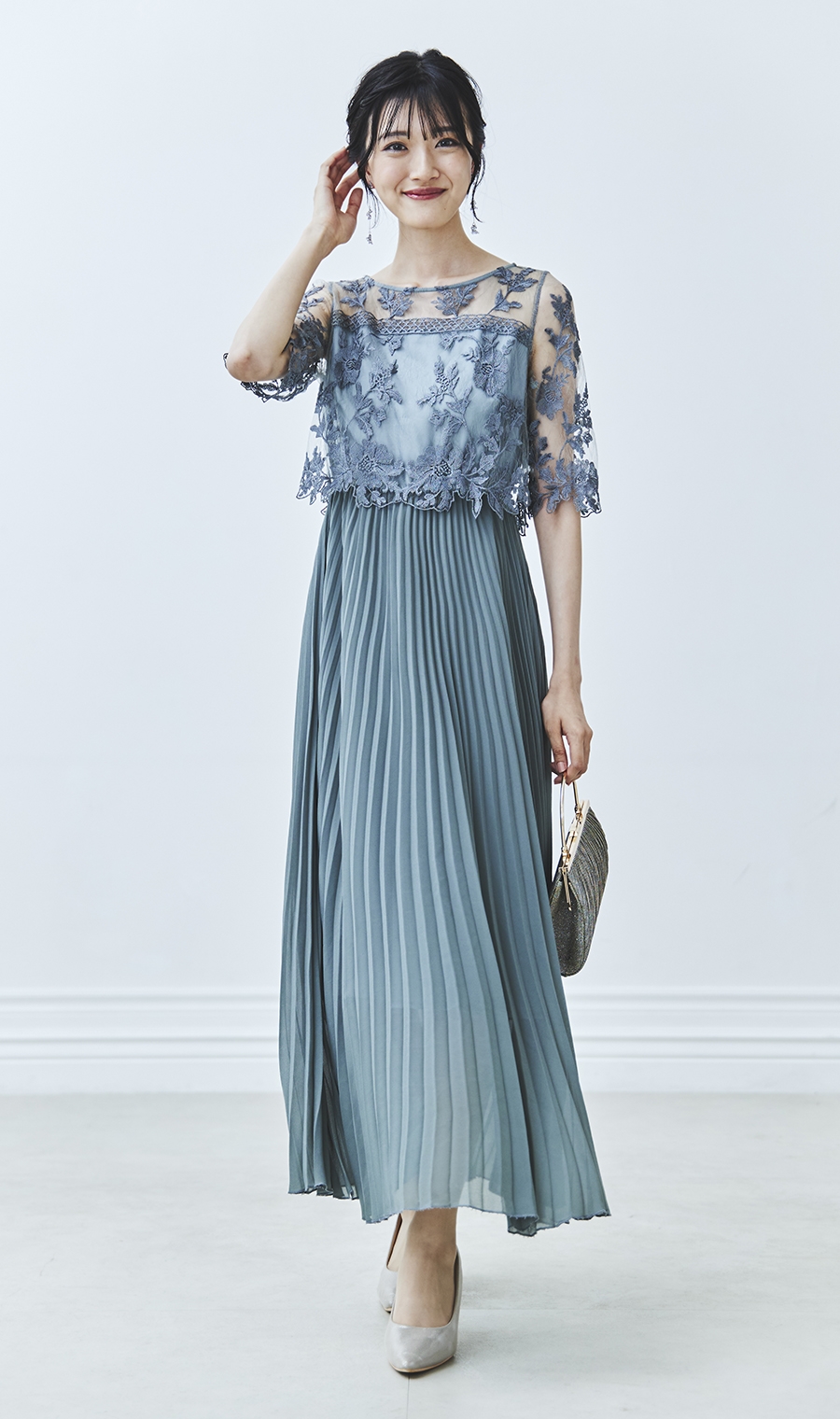 刺繍レース切替プリーツロングドレス
