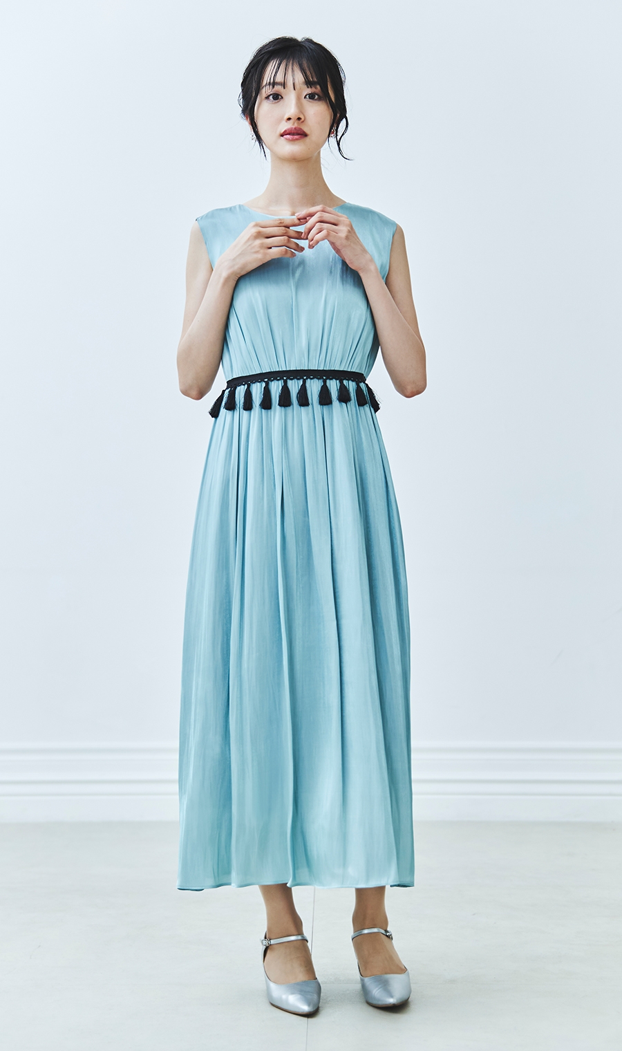 フリンジベルトウエストギャザードレス