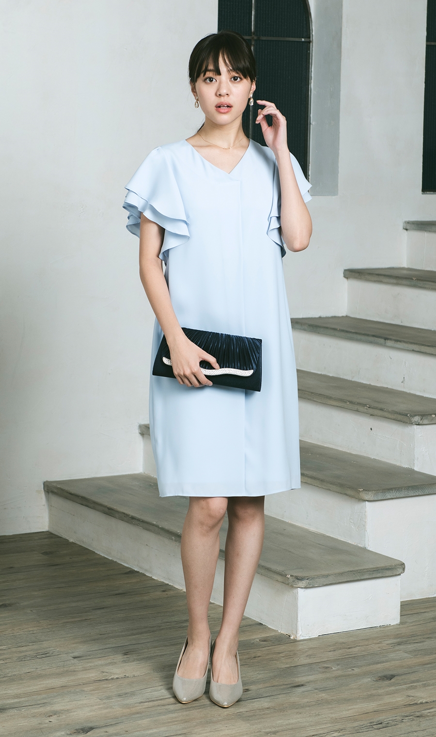 フリルスリーブワンピースドレス