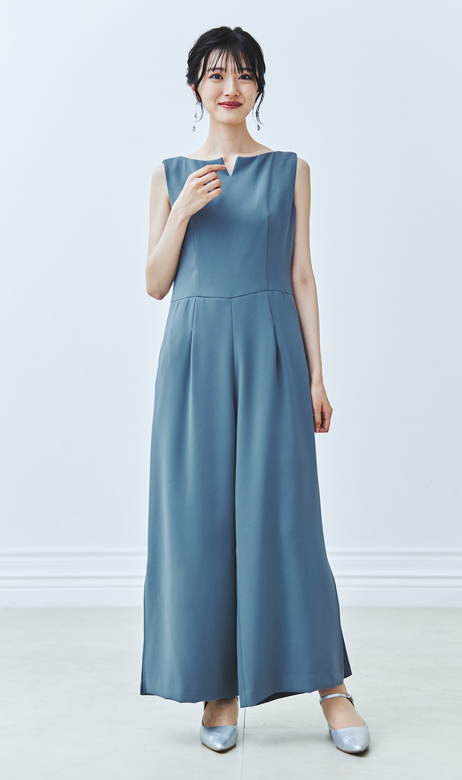 キーネックのオールインワン