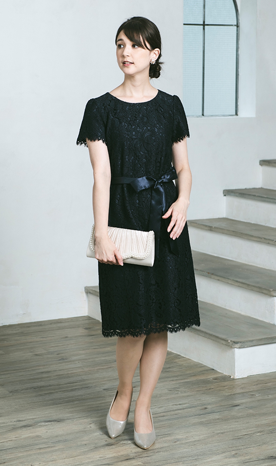 ボタニカル柄総レースデザインドレス