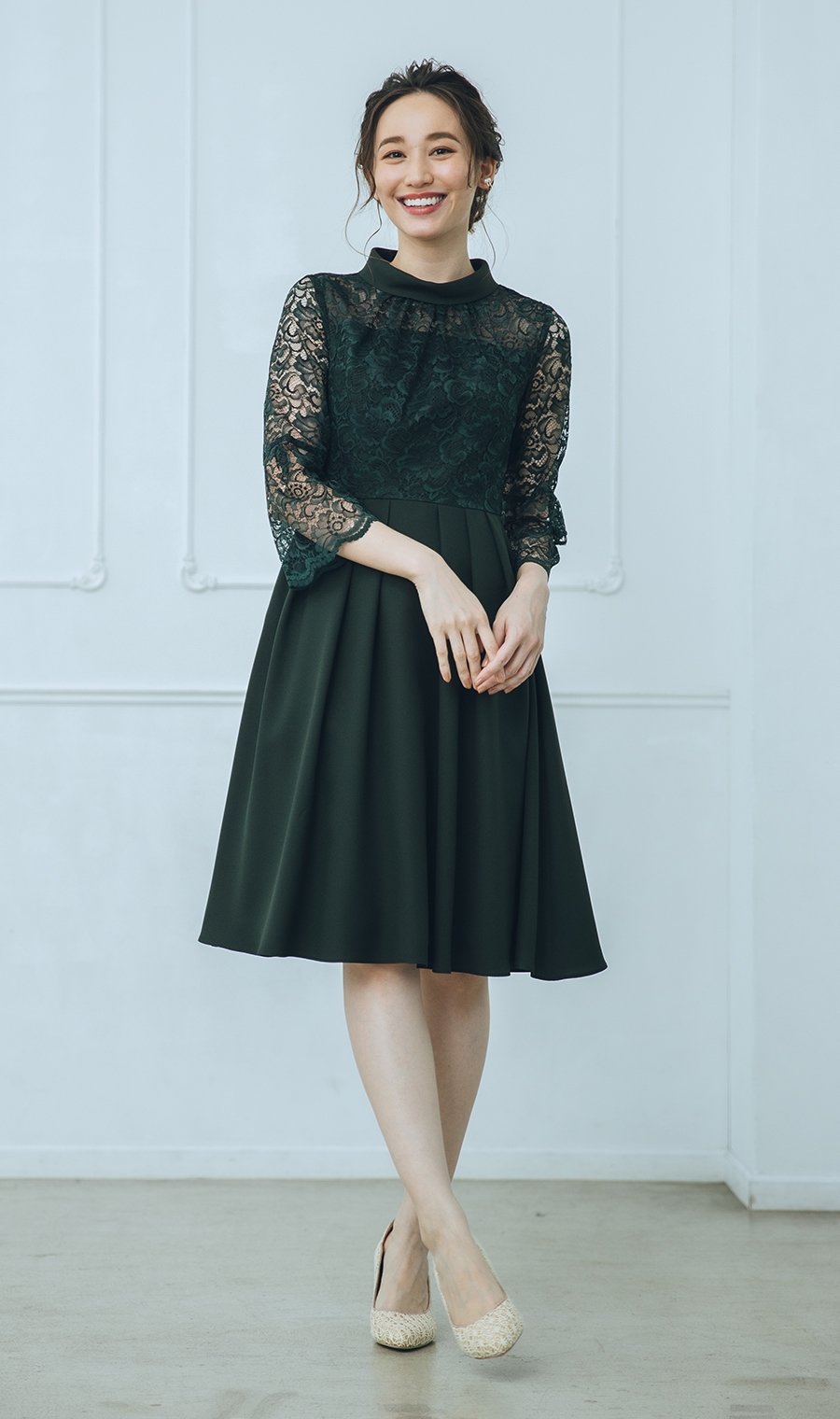 ロールネックフレアドレス