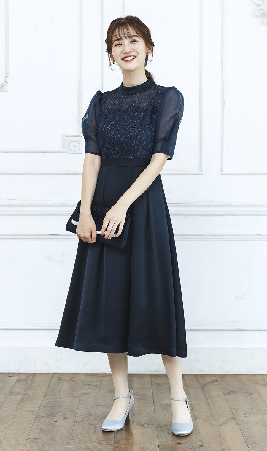 刺繍レース切替サテンワンピース