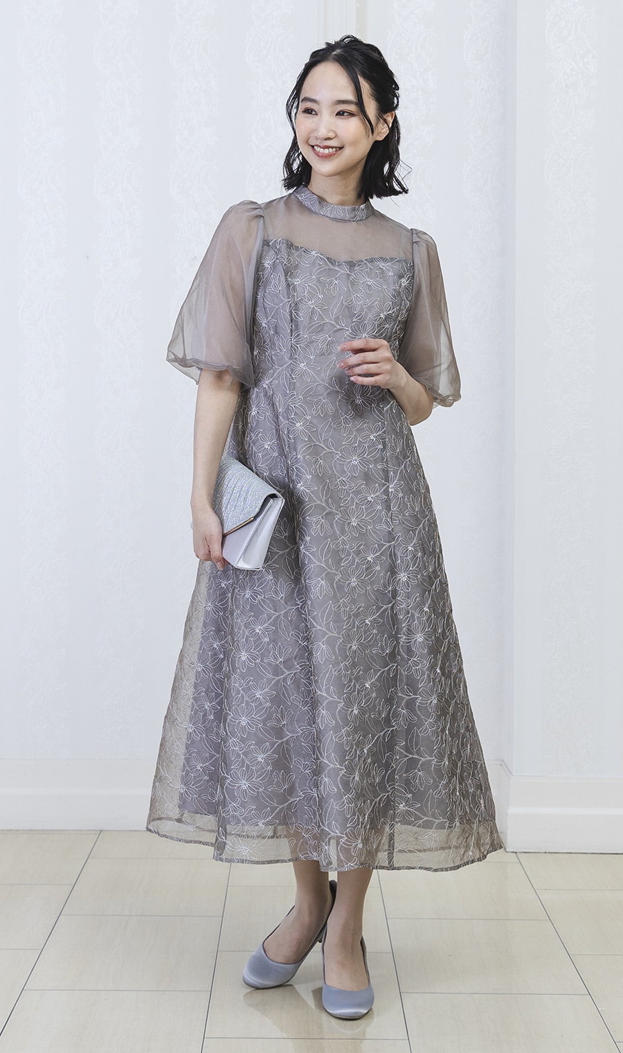 オーガンジーラメ刺繍ワンピース