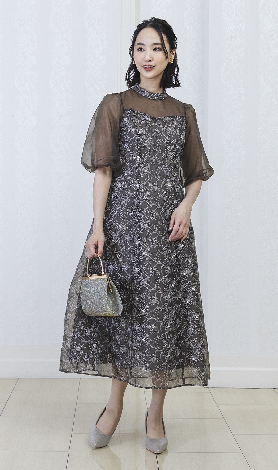 オーガンジーラメ刺繍ワンピース