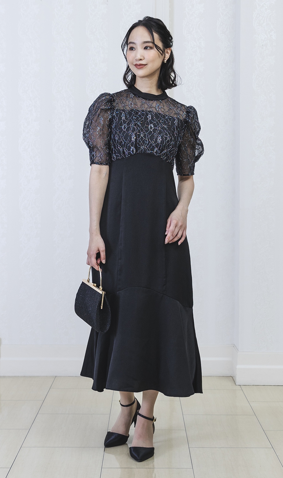 ラメレース×マットサテンワンピース