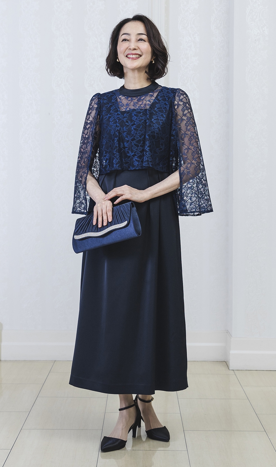 レーススリット袖ロングドレス