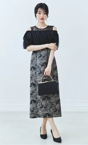 2WAYオフショルダー＆パフスリーブIラインドレス ブラック系の画像